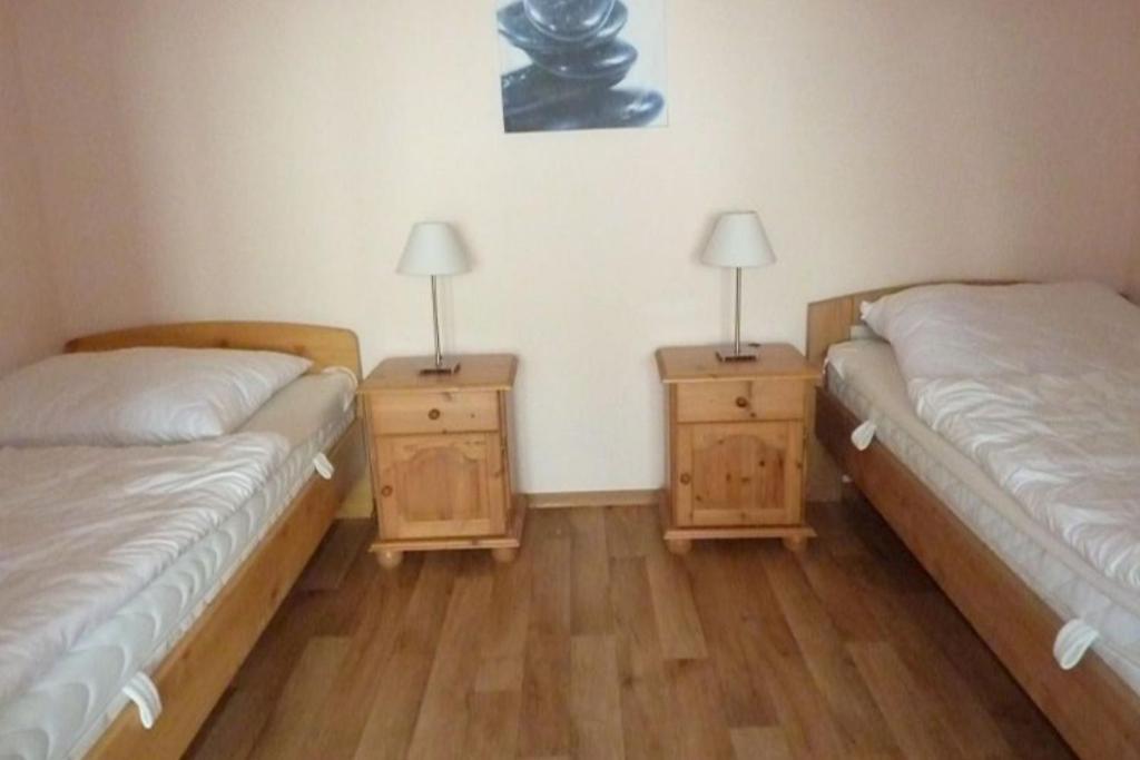 Ostseeperle Inkl Strandkorb Von Mai Bis September Und Waesche Set Apartment *